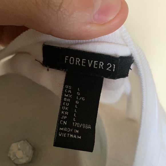 Babes Only Forever 21 Tee - Picture 3 of 3